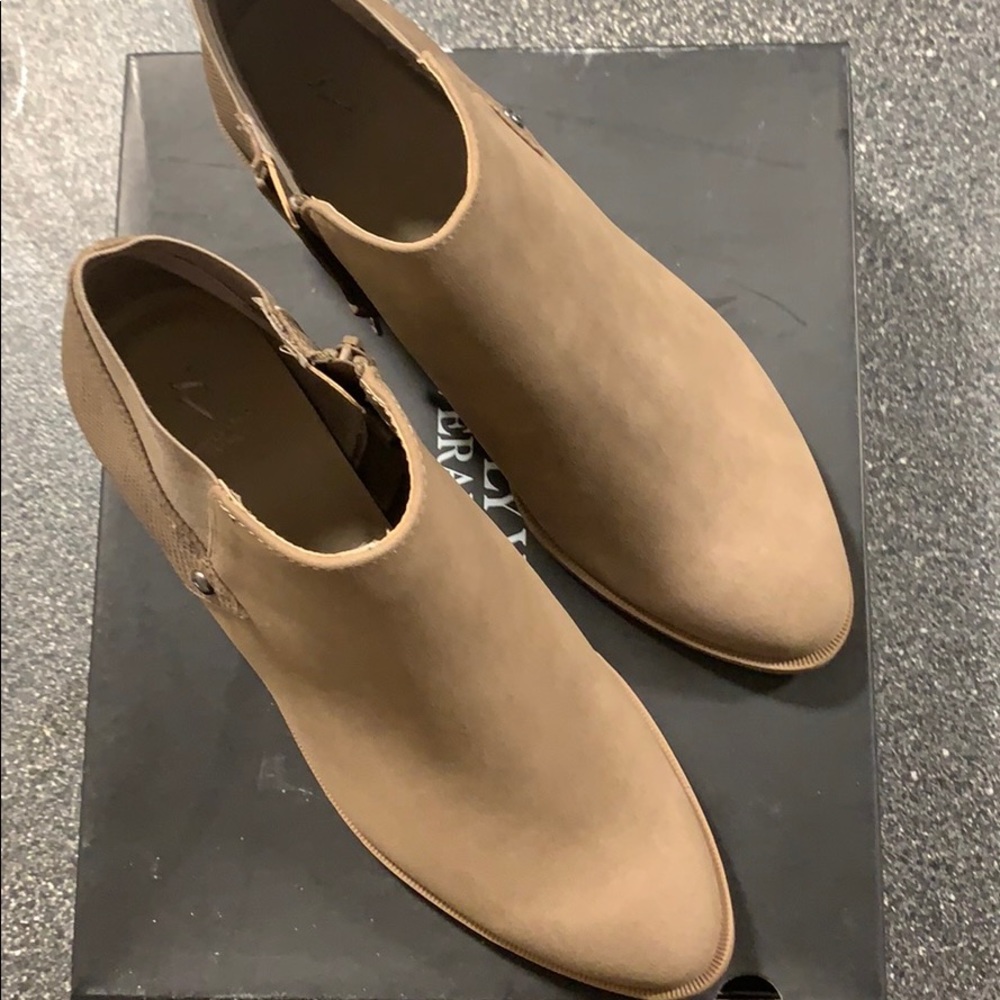 Simply Vera Vera Wang Booties